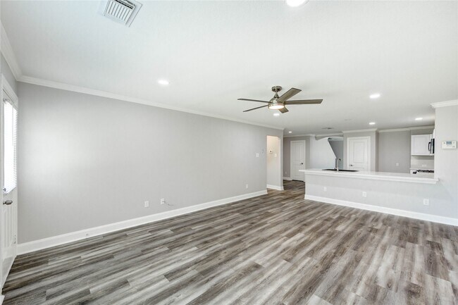 Building Photo - 1810 Adobe Stone Dr