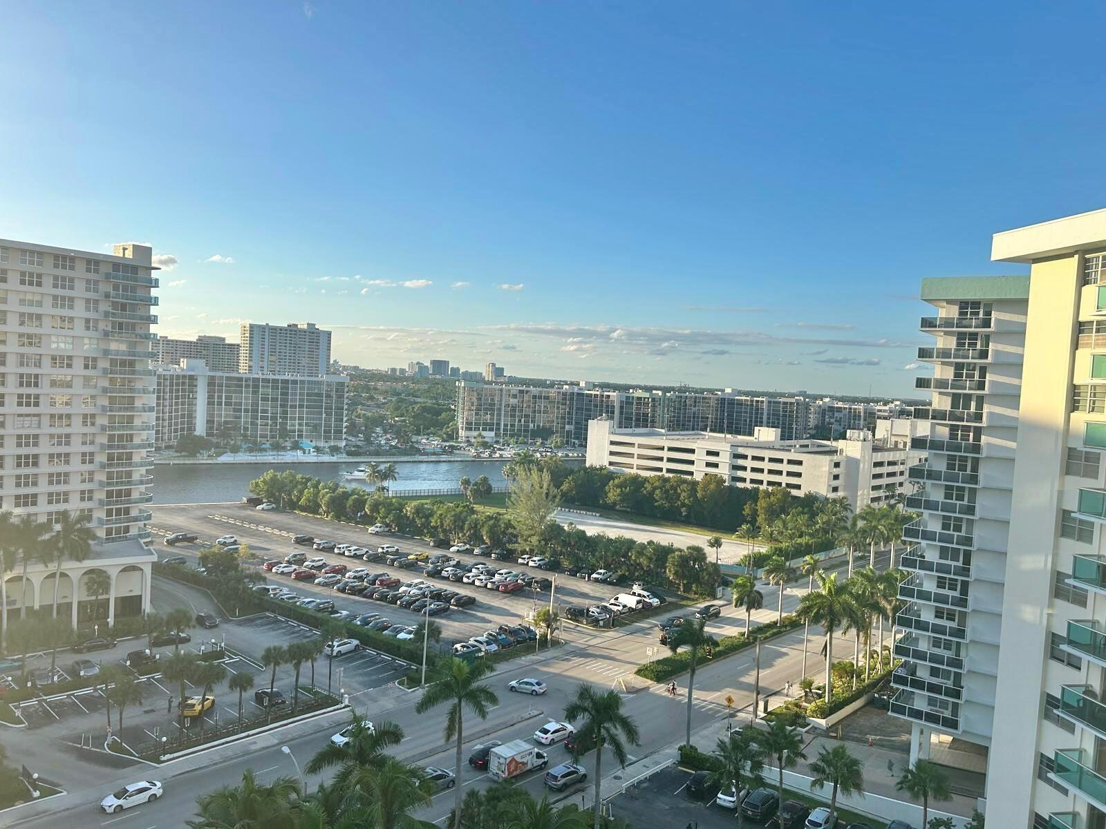 Building Photo - 3801 S Ocean Dr