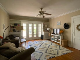 Building Photo - 1751 Poplar Ave