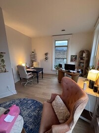 Building Photo - 1 Bedroom + Office Space in Emmaus