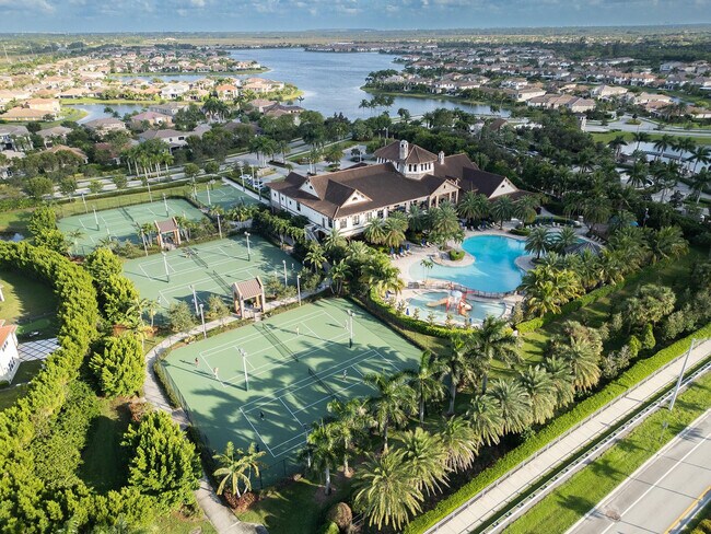 Building Photo - 10660 S Lago Vista Cir