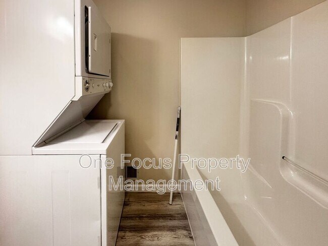 Building Photo - 61 Lower Mulberry St