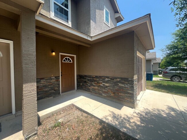 Building Photo - 16824 Dancing Ava