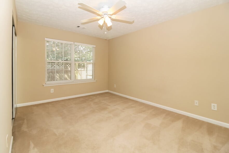 Building Photo - 134 Ilex Dr