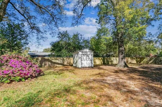 Building Photo - 8023 Stark Ave