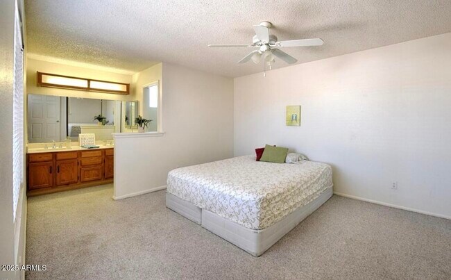 Building Photo - 1642 N El Camino