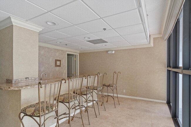 Building Photo - 3115 S Ocean Blvd