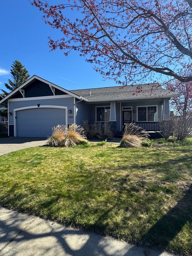 Building Photo - Rare Wheaton Ct Availability