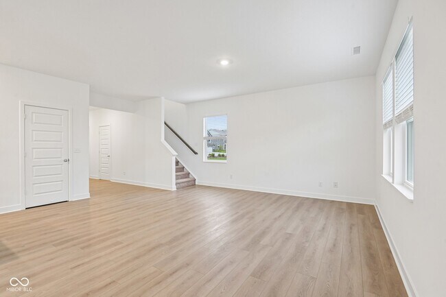 Building Photo - 15274 Farrington Rd