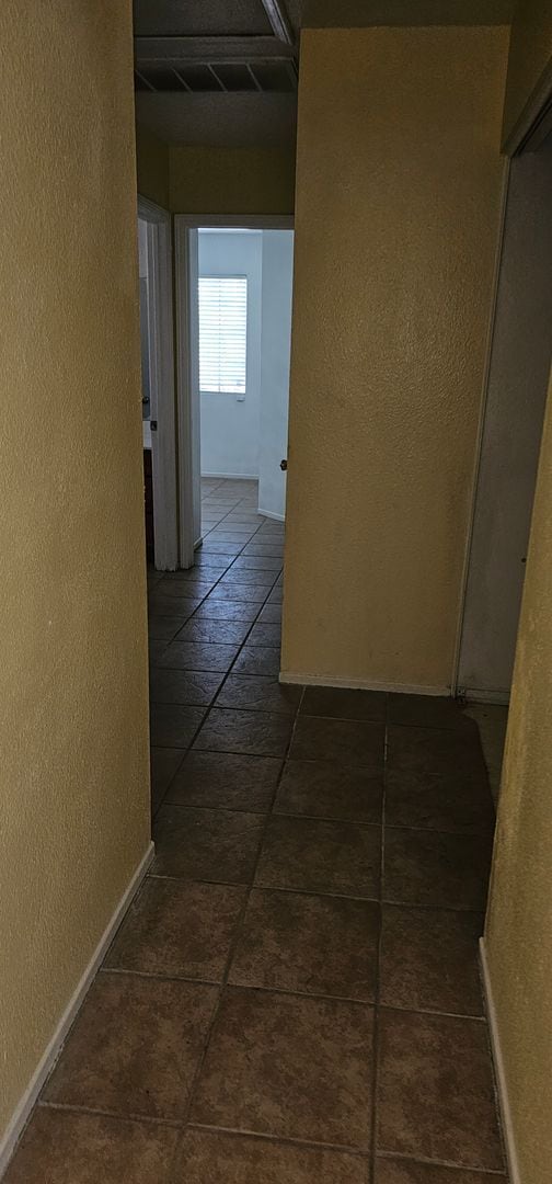 Building Photo - Silver Creek Home 3 Bed 2 Bath + Office