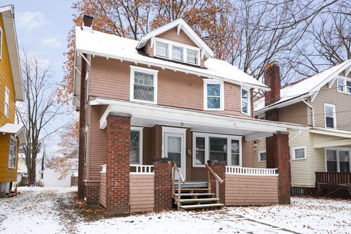 Building Photo - Large remodeled 4 bed 1  bath in West Akron !