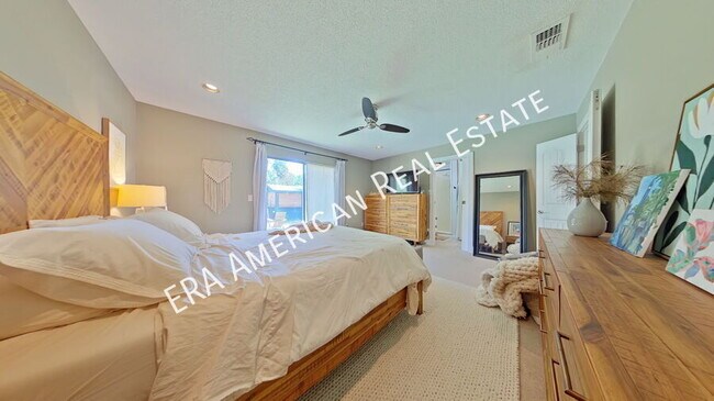 Building Photo - 410 Spanish Moss Trail