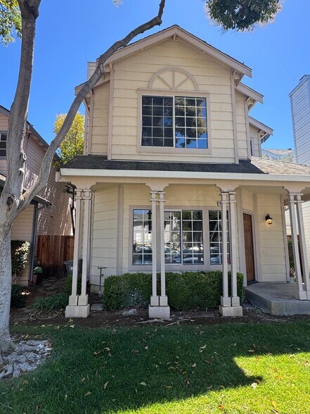 Building Photo - 6218 Potrero Dr