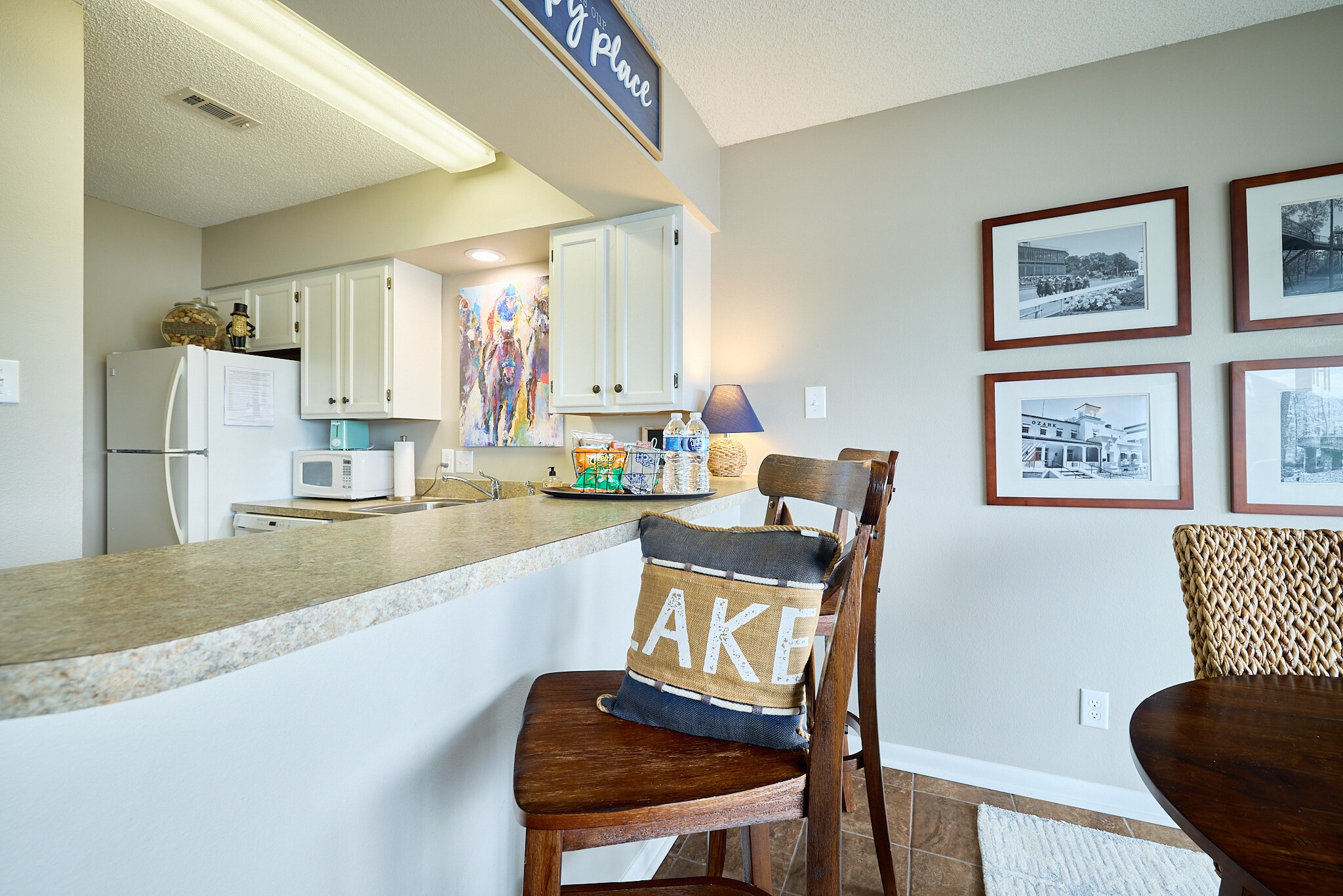 Building Photo - 400 Farr Shores Dr