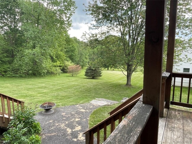 Building Photo - 696 South St