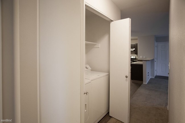 Building Photo - 1 br, 1 bath Apartment - Hanover