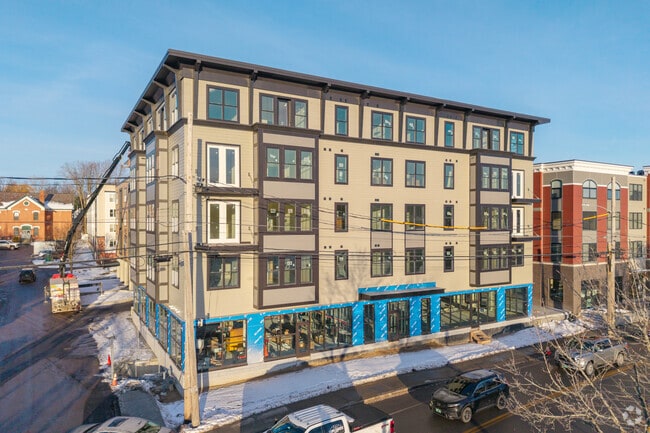 Building Photo - Schoolhouse Apartments at 17 Park Street