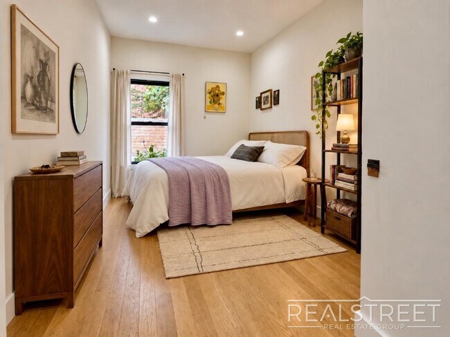 Building Photo - Spacious 3-Bedroom Duplex with Private Outdoor Space in Ocean Hill