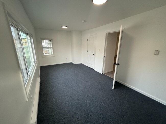 Building Photo - 222 W Patterson St