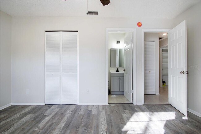 Building Photo - 2287 Avenue G NW