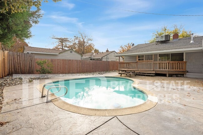 Building Photo - 4739 61st St