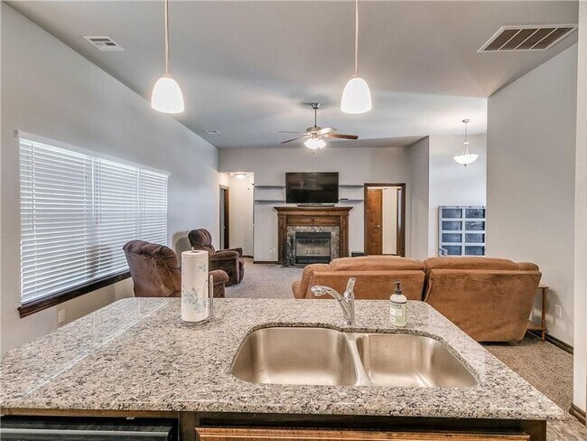 Building Photo - Welcome to this amazing home situated on a...