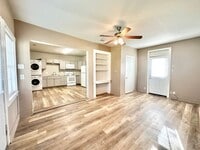 Building Photo - 2613 N Elm St
