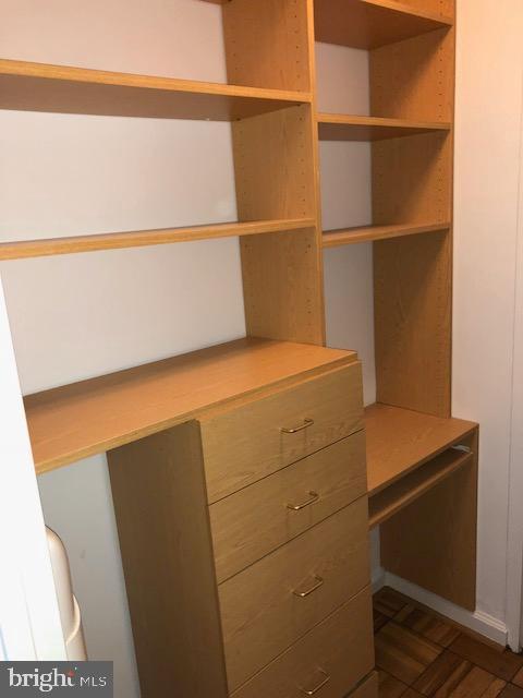 Building Photo - 1 Scott Cir NW