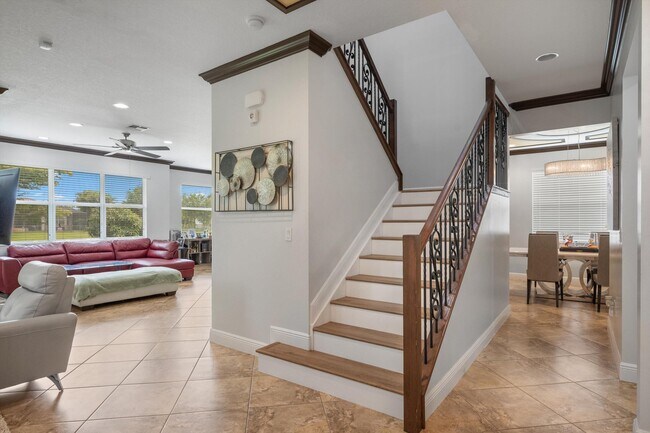 Building Photo - 2352 Bellarosa Circle