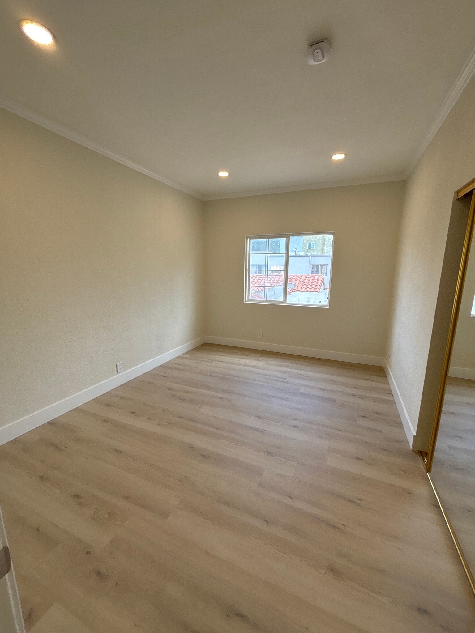 Bedroom 1 - 1062 S Shenandoah St