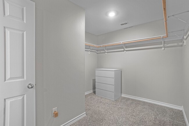 Building Photo - 1506 Sombras Dr