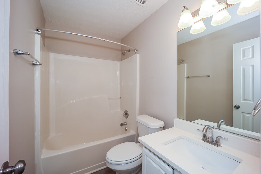 Building Photo - 760 Glenshire Ct