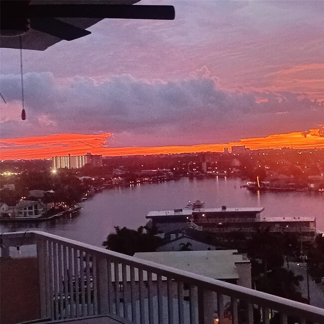 Building Photo - 1200 Hibiscus Ave