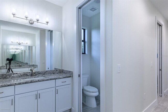 Building Photo - 9445 Galaxie Cir