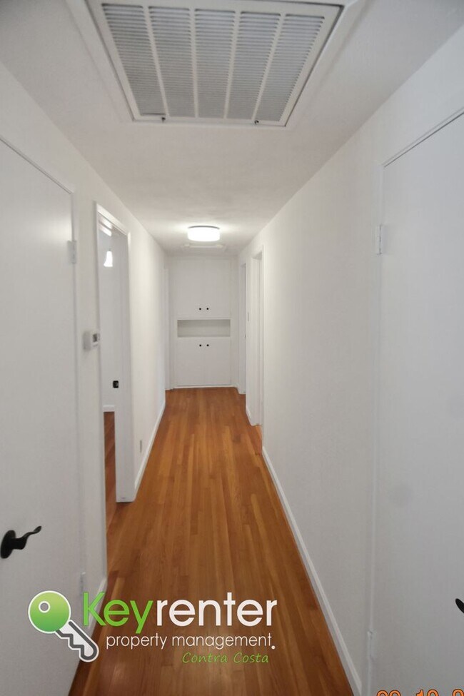 Building Photo - Welcome to Your Lafayette Retreat — Where Comfort Meets California Living