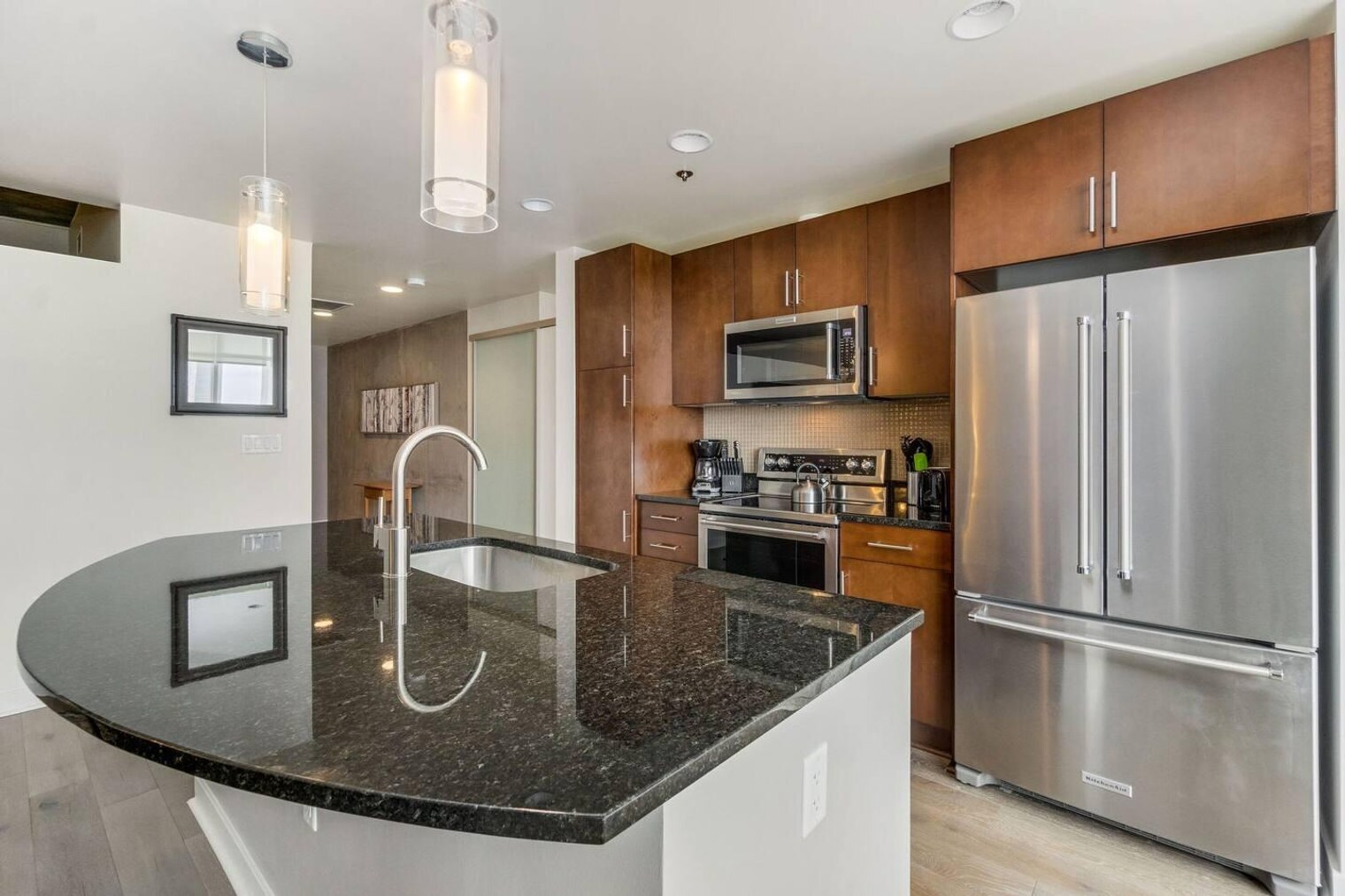 Building Photo - 1500 Champa St