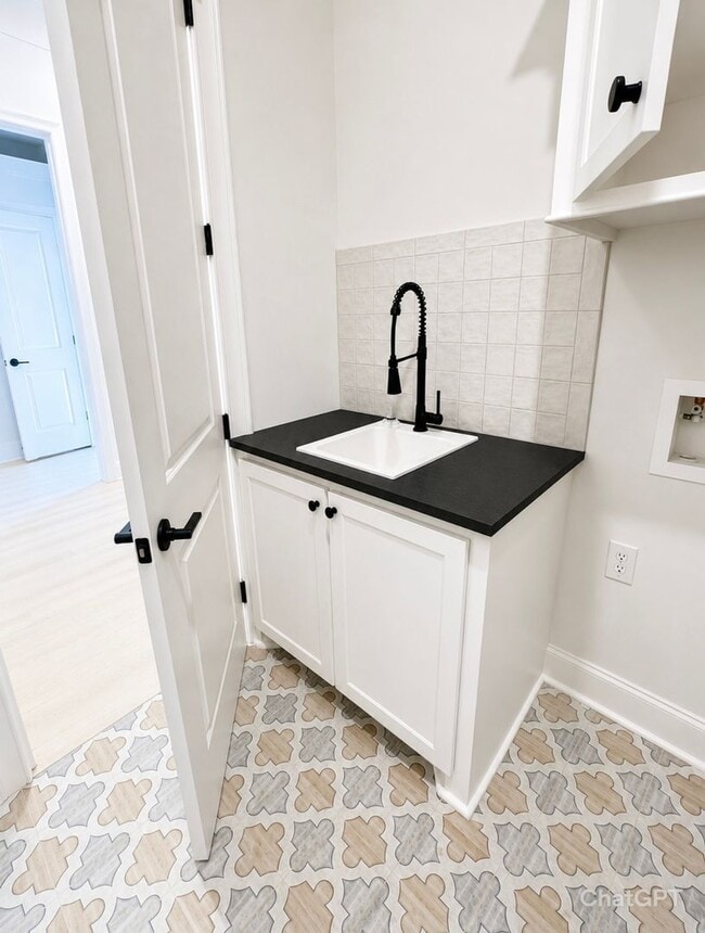 Building Photo - 774 Northridge Trl