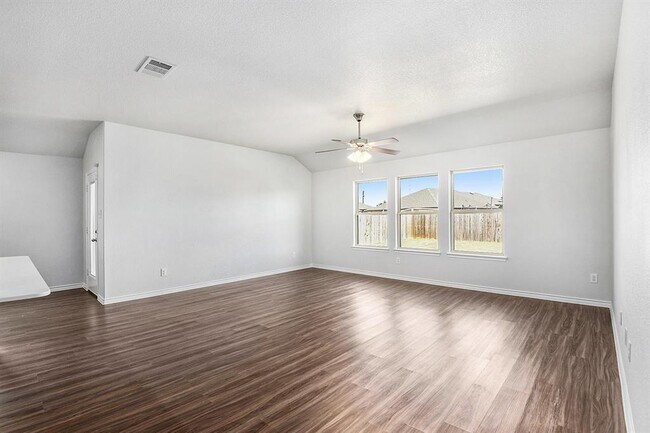 Building Photo - 4108 Spur Trail Dr