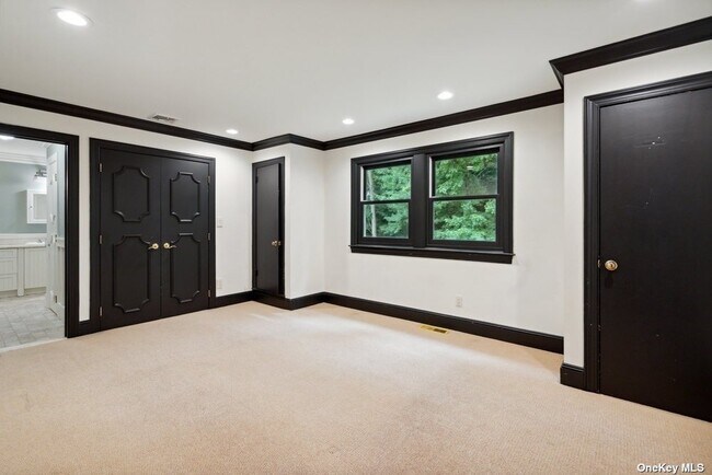 Building Photo - 157 Linden Ln