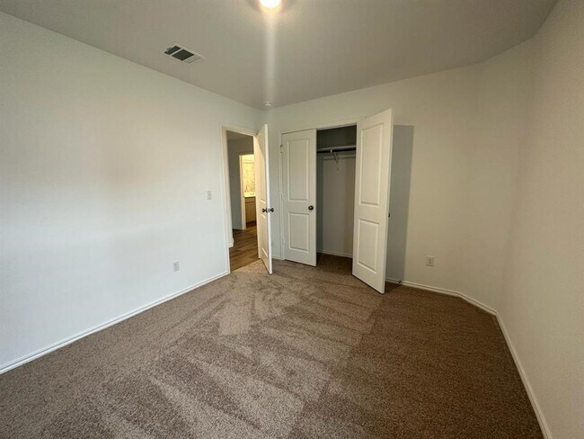 Building Photo - 346 Carmello