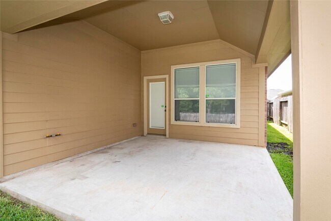 Building Photo - 13715 Cypresswood Crossing Blvd