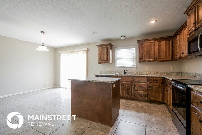 Building Photo - 515 Emerson Dr