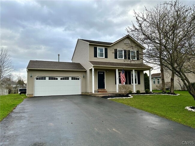 Building Photo - 8662 Bayview Dr