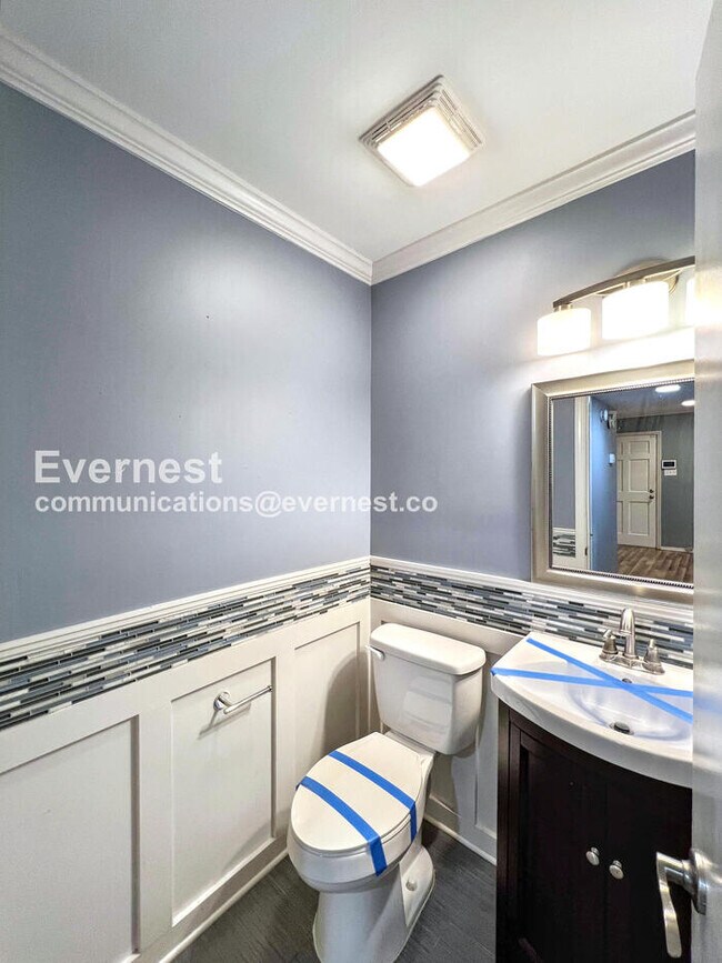 Building Photo - 3539 Galloway Ave