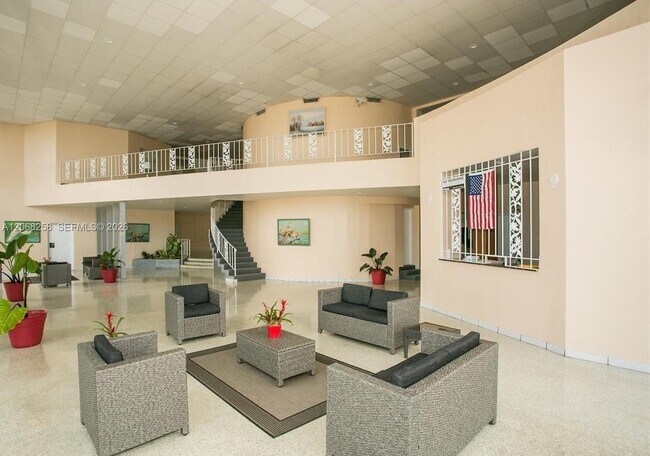 Building Photo - 6484 Indian Creek Dr