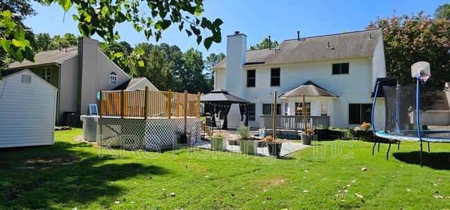 Building Photo - 25 Gallaer Ct