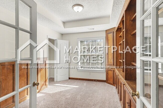 Building Photo - 205 Hunting Ct