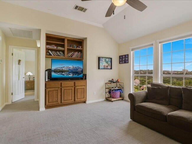 Building Photo - 7603 Bellflower Cove