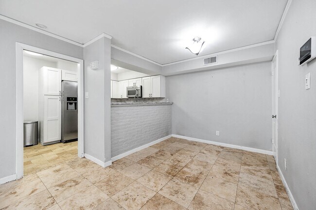 Building Photo - 2575 Marilee Ln