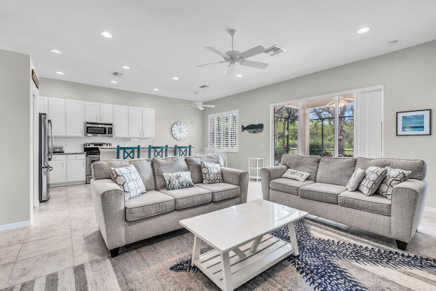Building Photo - 9286 Spanish Moss Way